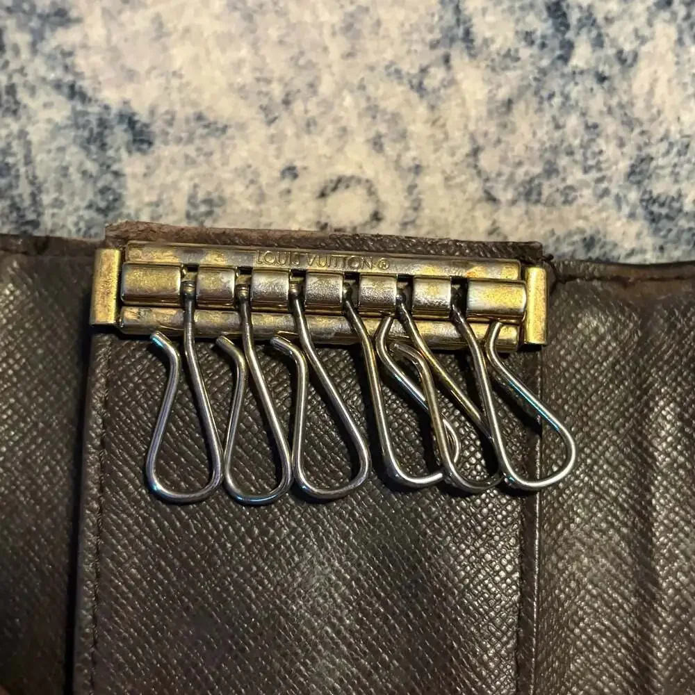 Louis Vuitton Damier Ebene 6-Key Holder